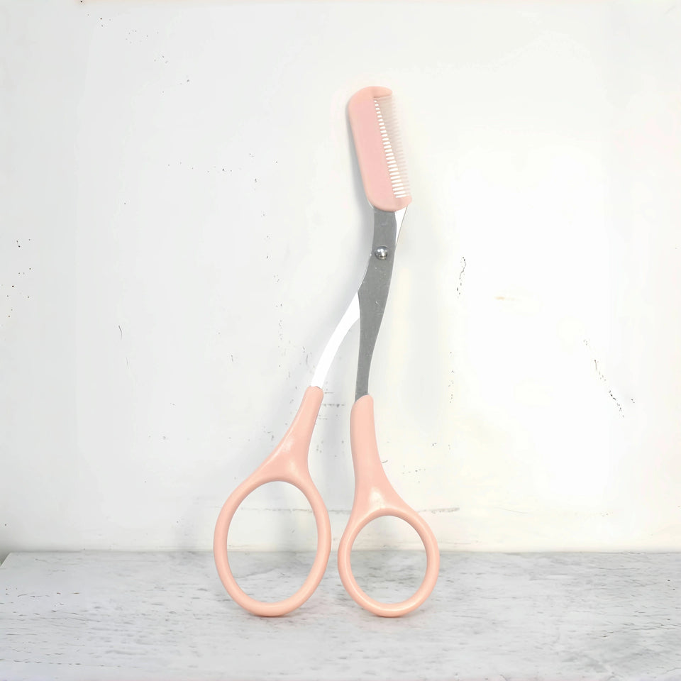 Eyebrow trimming scissors